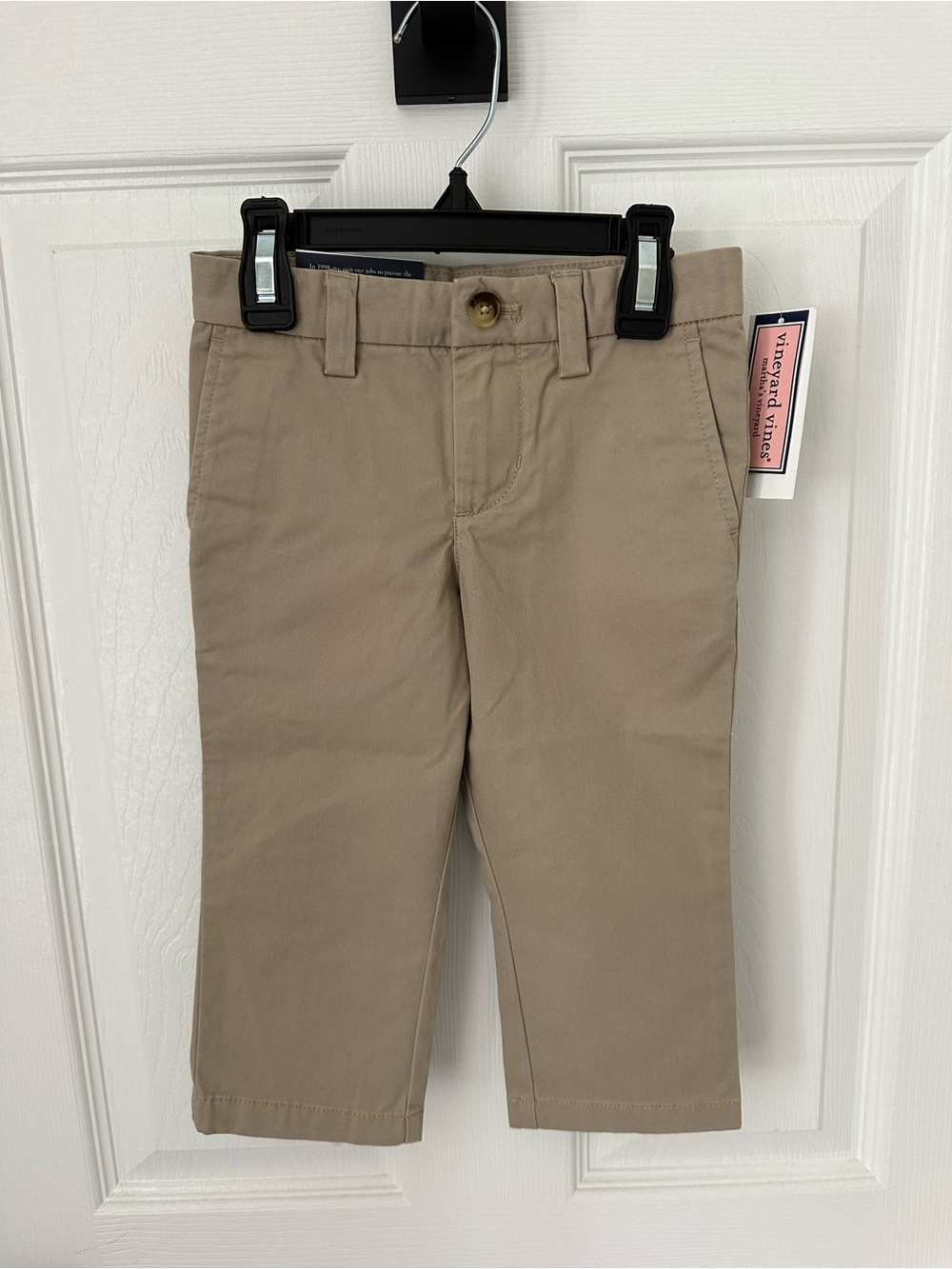 NWT Vineyard Vines Boys' Khaki Flat-Front Chino Pants - Tan